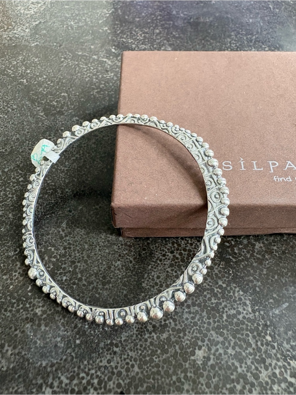 Silpada .925 Sterling Silver Perfectly Quirky Bangle - Picture 2 of 5